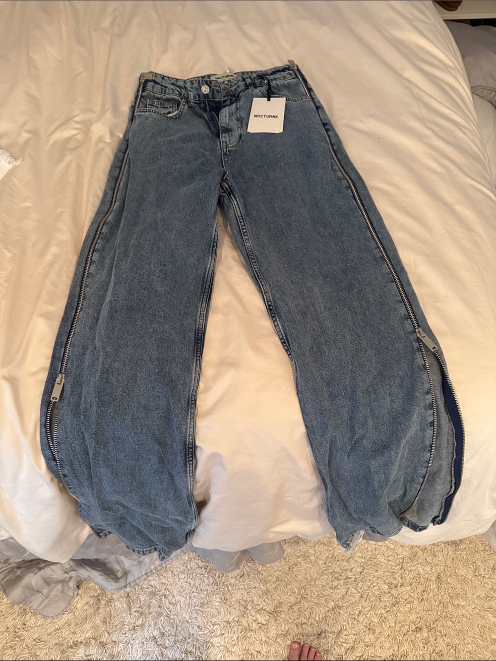 Nocturne Women's Blue Denim Jeans with Zip Detail